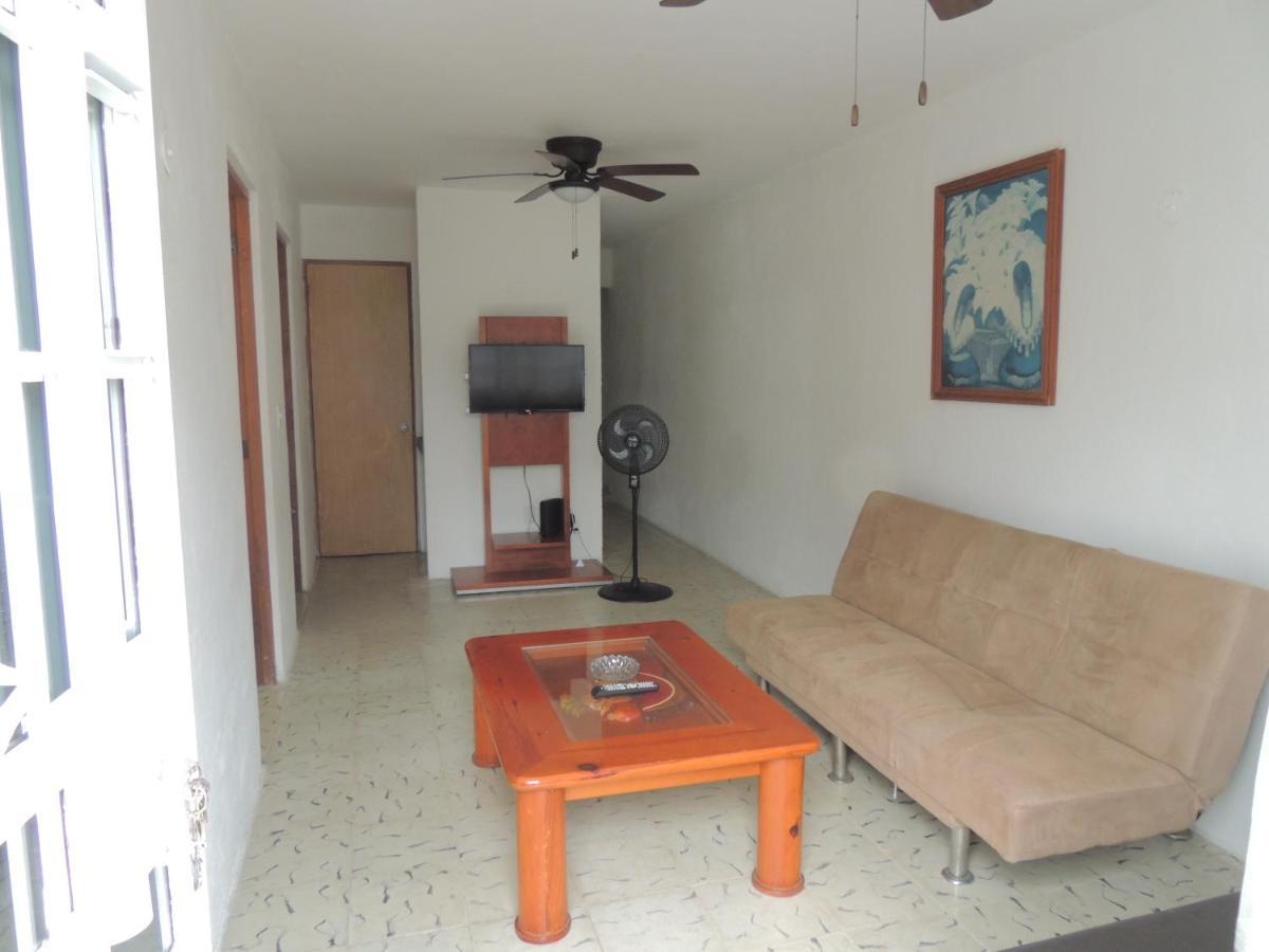 Tu casa en Cancún a 2 KM de la Playa!!!! Exterior foto